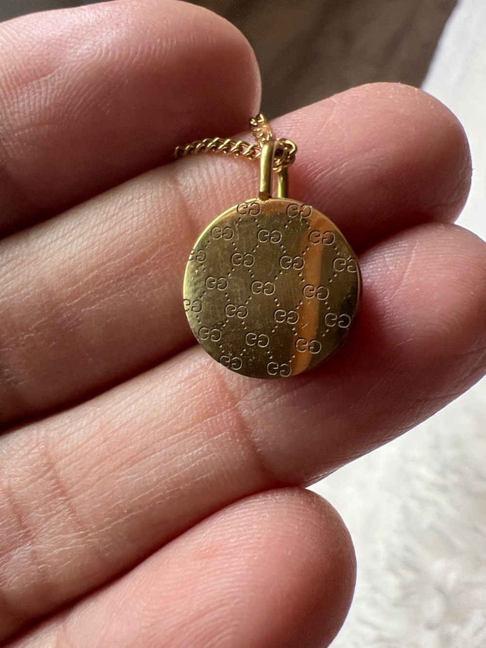 Gucci Gold-Tone Round GG Logo Pendant Necklace - Picture 5 of 5
